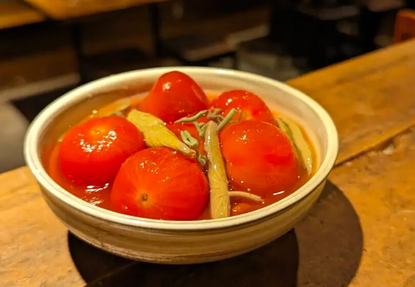 ミニトマトとじゅんさいの梅酢漬け
